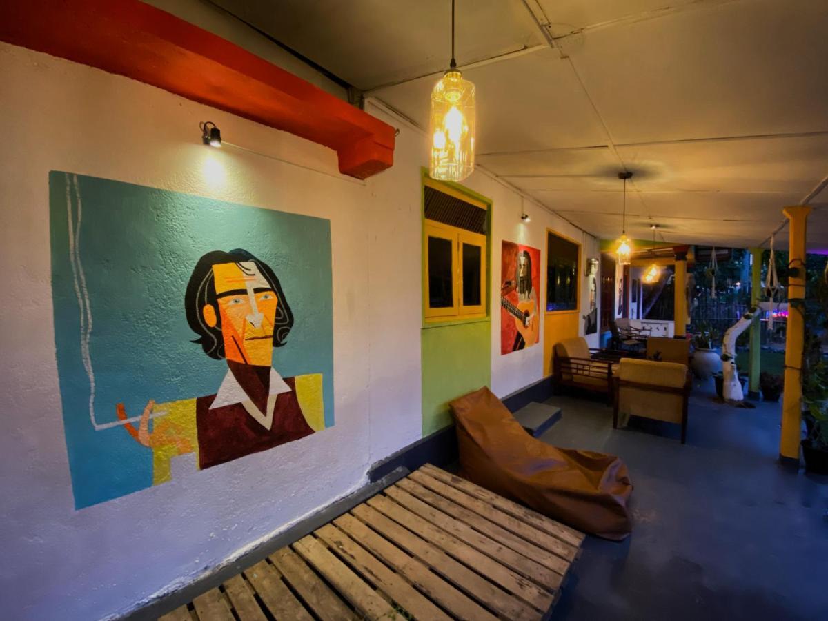 Mad Monkey Hostel And Lounge Ella Ngoại thất bức ảnh