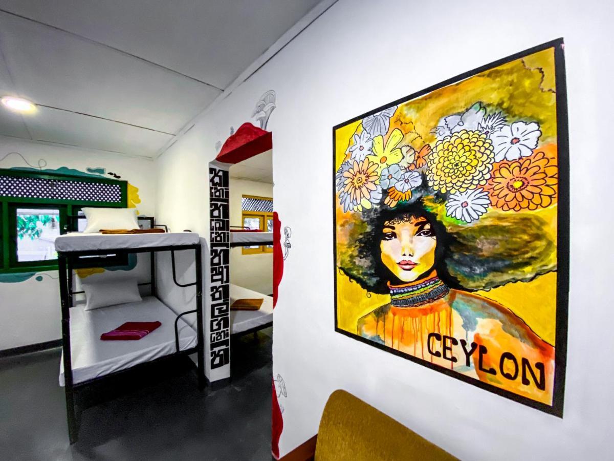 Mad Monkey Hostel And Lounge Ella Ngoại thất bức ảnh