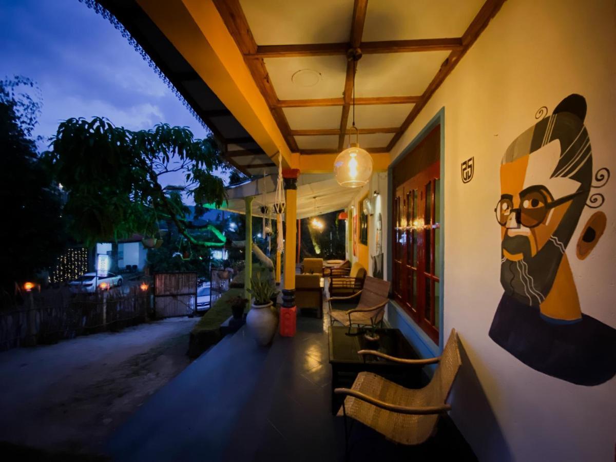 Mad Monkey Hostel And Lounge Ella Ngoại thất bức ảnh