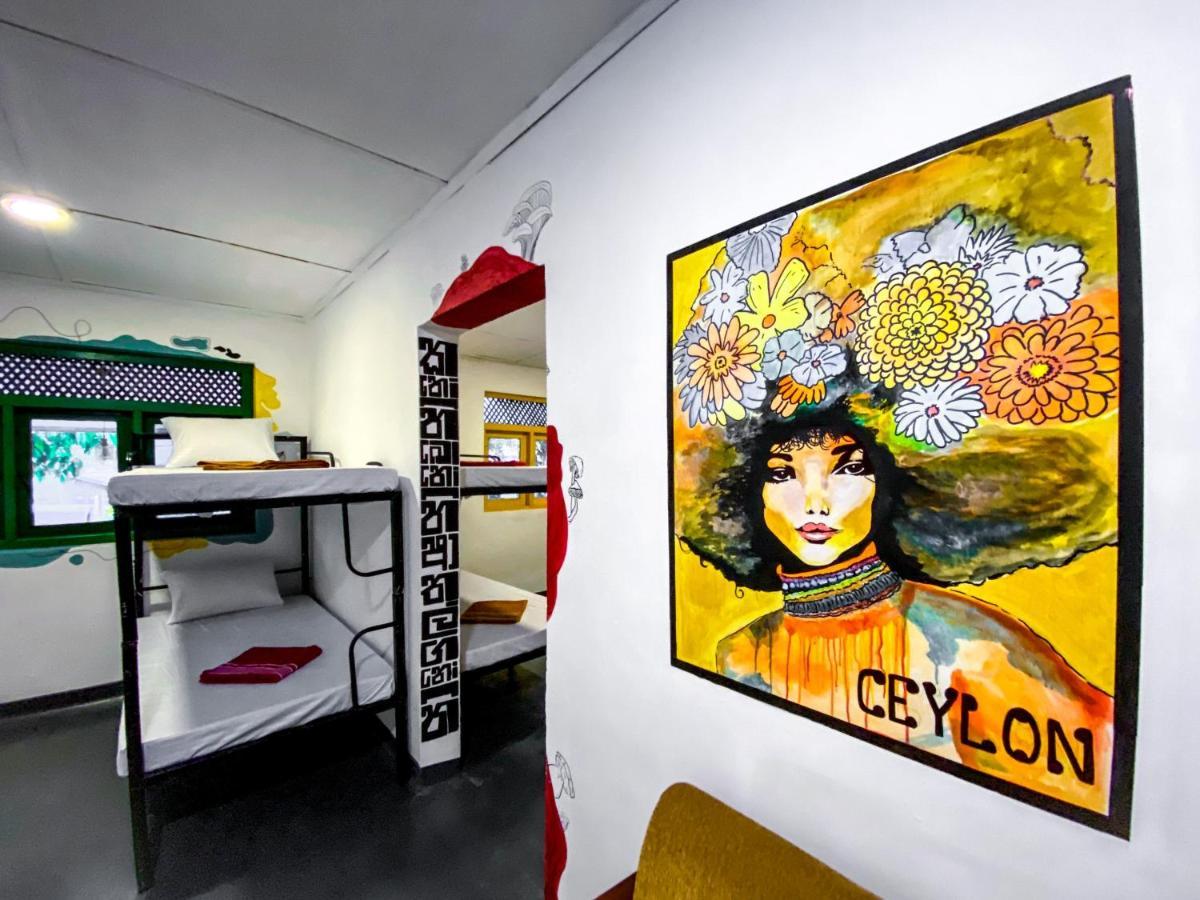 Mad Monkey Hostel And Lounge Ella Ngoại thất bức ảnh