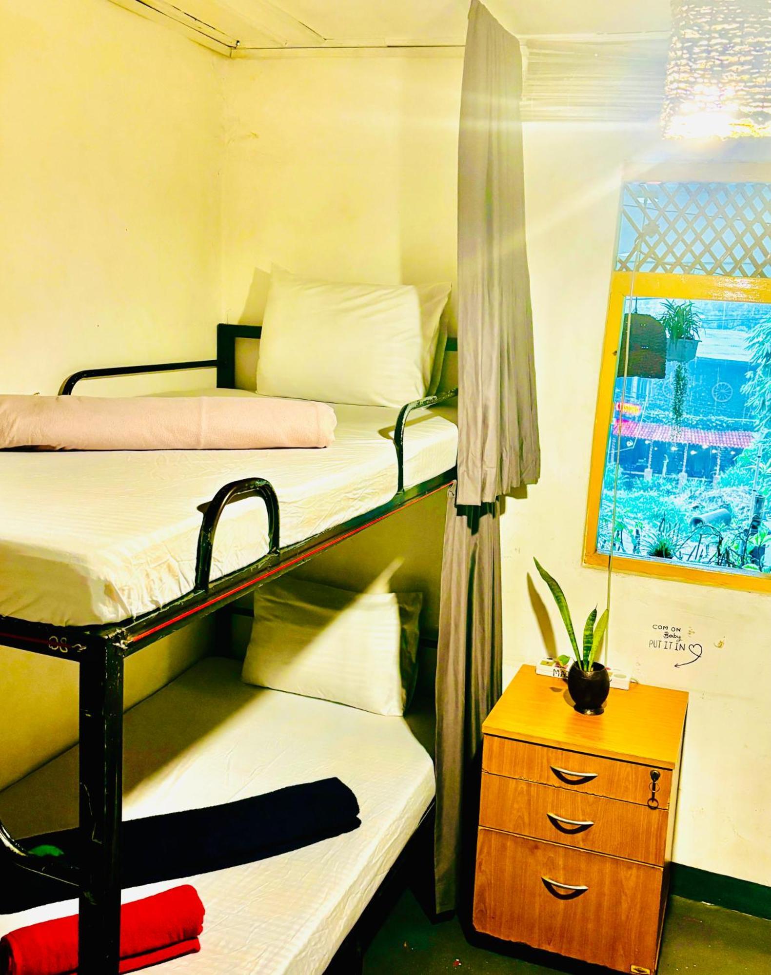 Mad Monkey Hostel And Lounge Ella Ngoại thất bức ảnh
